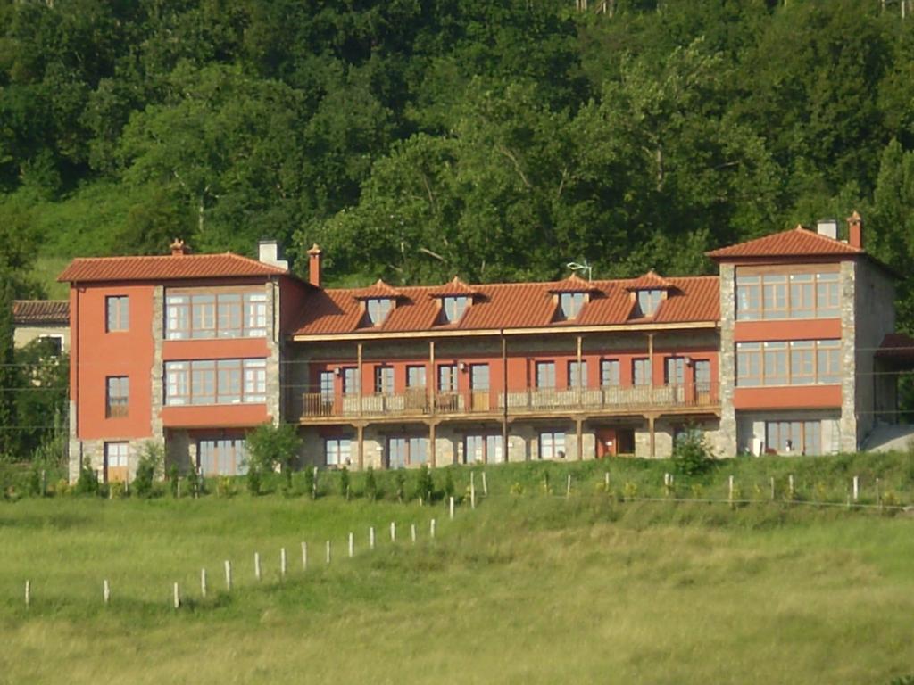 Escuelas De Fuentes Villaviciosa (Asturias)